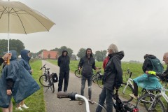 Een kletsnatte preview van de buitenkunst