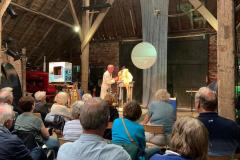 Echo in Sauwerd, Holle vaten theater